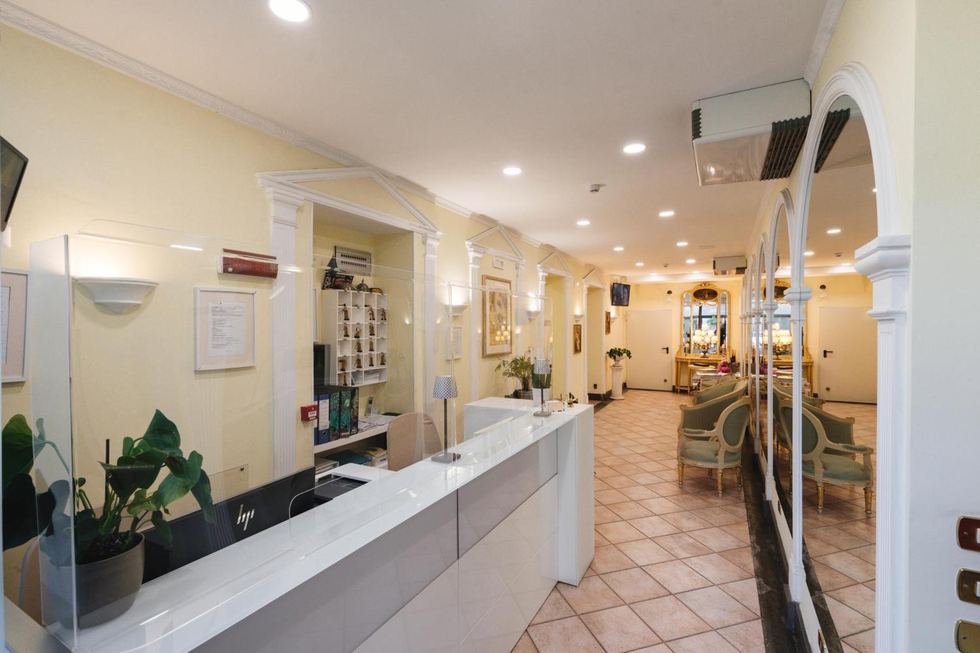 Sourire Hotel Rome Bagian luar foto