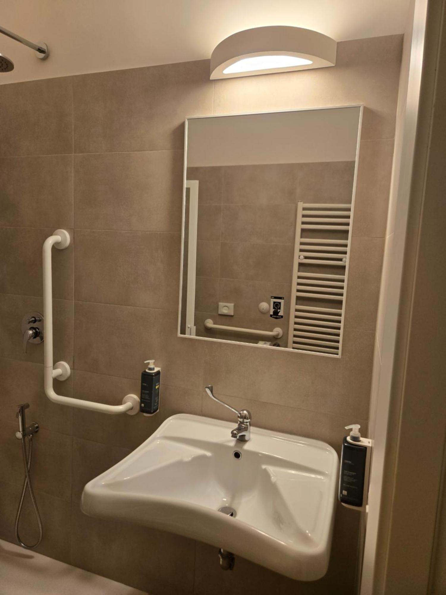 Sourire Hotel Rome Bagian luar foto